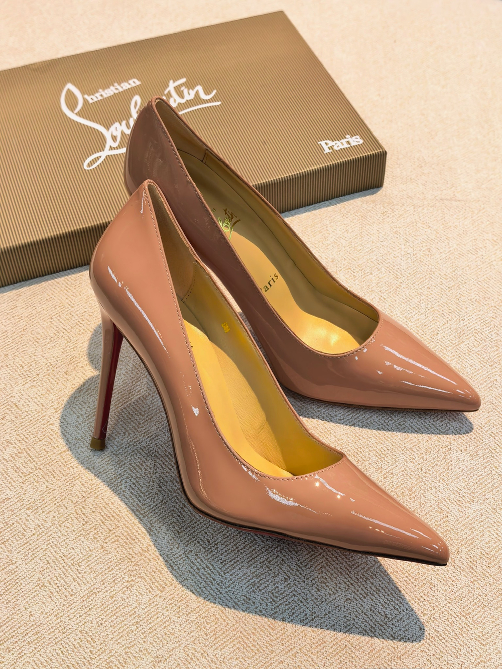 Туфли Christian Louboutin