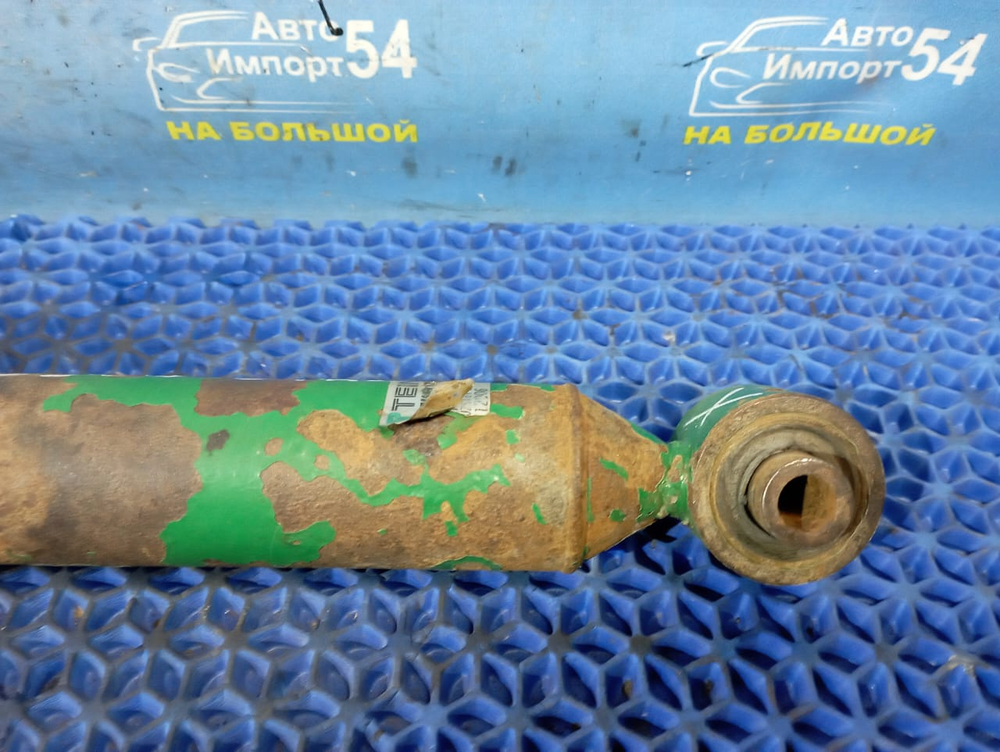 Стойка передняя правая LEXUS GS300 1999