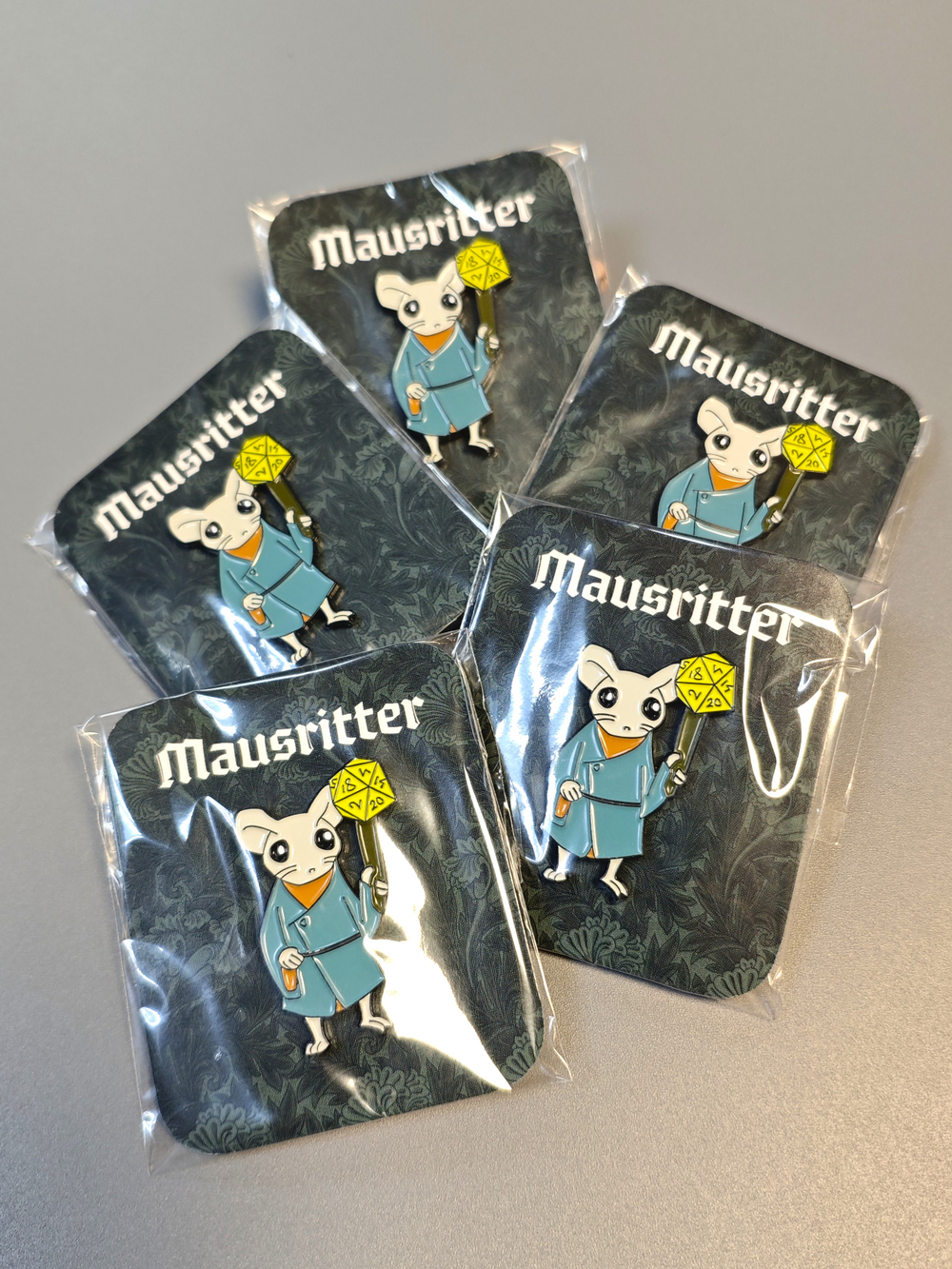 Mausritter. Значок с мышью