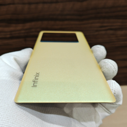Крышка для Infinix Note 40 Pro Оригинальная (заднее стекло) цвет: Жёлтый / Золотой
