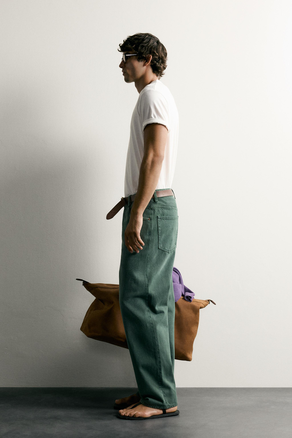 ДЖИНСЫ RELAXED FIT СО СТРЕЛКАМИ — ZARA · 0840/311
