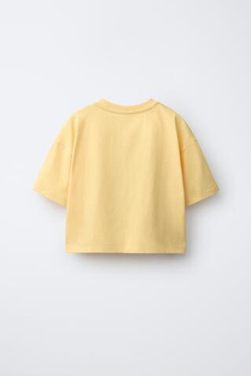ZARA ФУТБОЛКА С ПРИНТОМ В СТИЛЕ ПРЕППИ, ЖЕЛТЫЙ