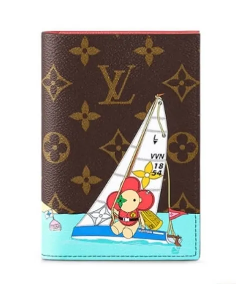Обложка для паспорта Louis Vuitton Vivienne