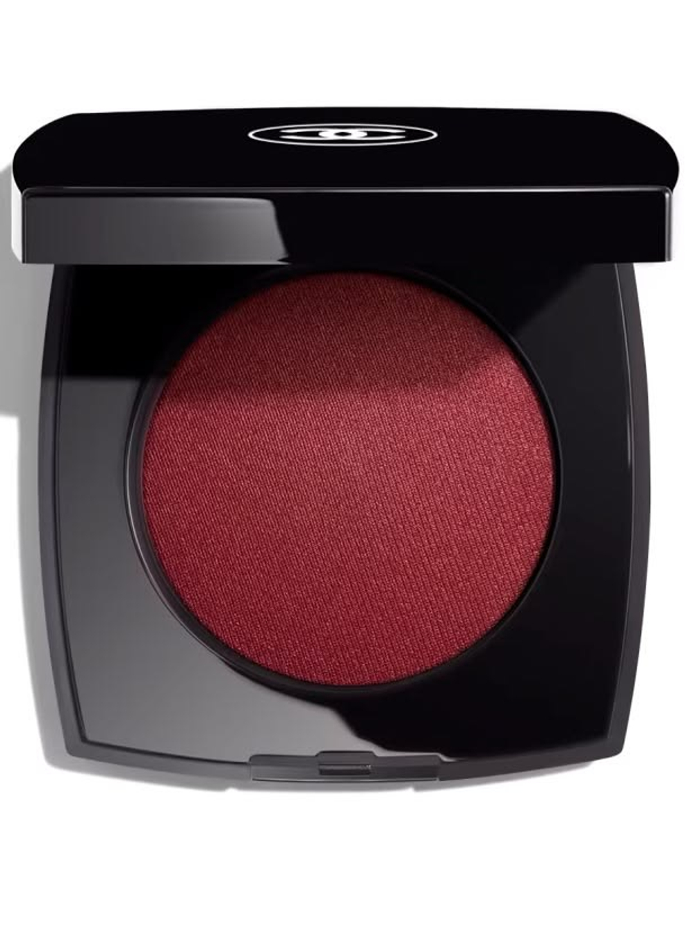 ЯРКИЙ КОНТРАСТ НА ЩЕКАХ - CHANEL - SEPHORA -