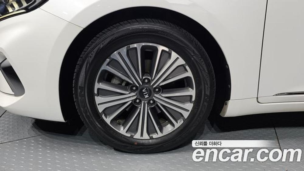 KIA K7 Noblesse — 2020