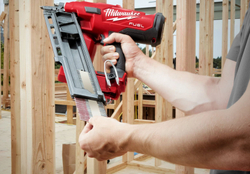 Аккумуляторный гвоздезабиватель Milwaukee M18 FFN-0C 4933471406