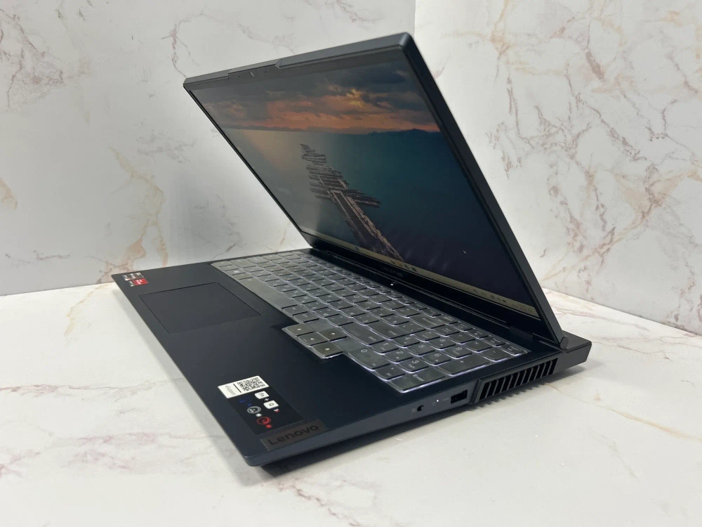 Ноутбук Lenovo Legion 5 15ACH6A (82NW0035RK) 15.6"/AMD Ryzen 5 5600H/RAM 16GB/SSD 1024GB/Radeon RX 6600M 8GB/IPS 165 Hz/1920*1080/DOS/Подсветка кл-ры: RGB/черный. Состояние: C1