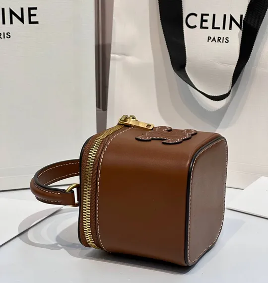 Сумка CELINE CUIR TRIOMPHE