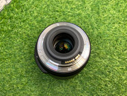 Canon EF-S 17-85mm 4-5.6 IS USM