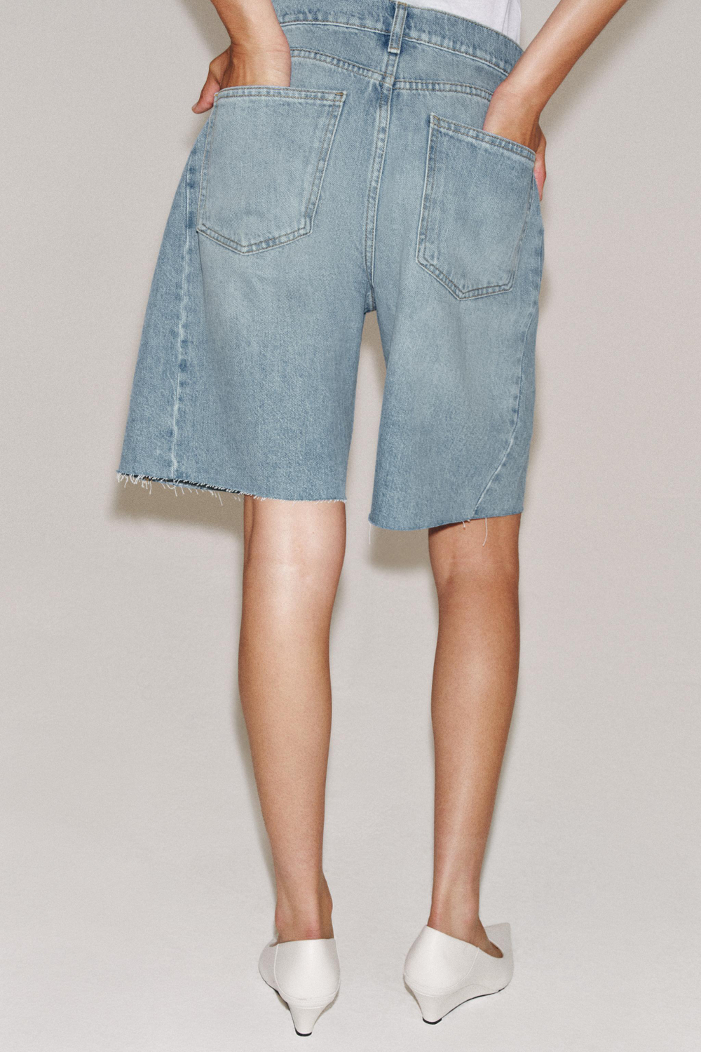ДЖИНСОВЫЕ ШОРТЫ RELAXED СО СРЕДНЕЙ ПОСАДКОЙ — ZW COLLECTION — ZARA