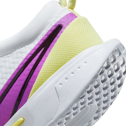 Женские Кроссовки теннисные Nike Zoom Court Pro HC - white/fuchsia dream/citron tint/earth