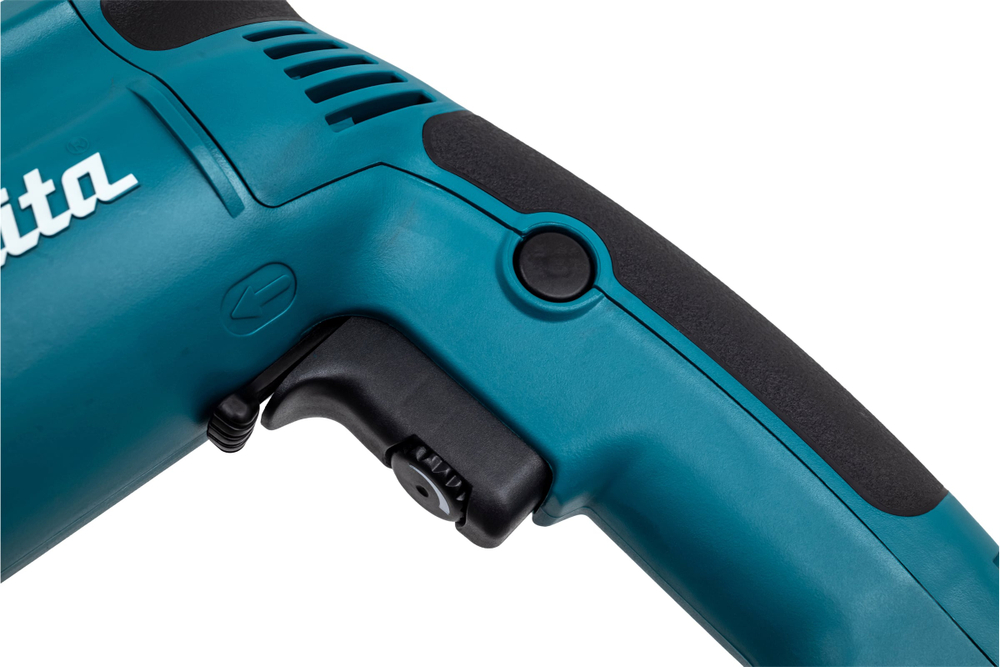 Ударная дрель Makita HP 2050