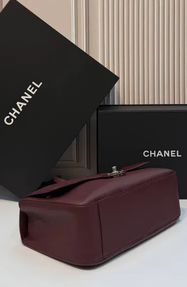 Сумка Chanel Maxi Flap bag Бордовый