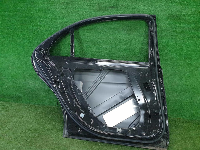 Дверь задняя левая Mercedes S w222 (2013-2020)