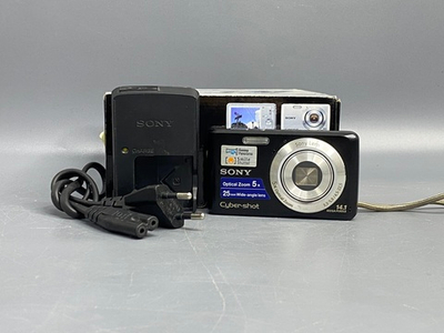 Sony Cyber-shot DSC-W520