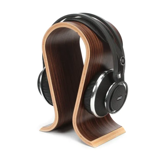 AKG K812