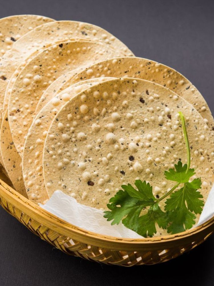 Лепешки индийские Папад с перцем Bharat BAZAAR 200 г