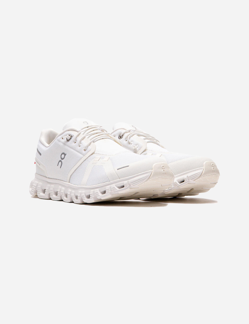 On Running Cloud 6 White (3WF10061200)