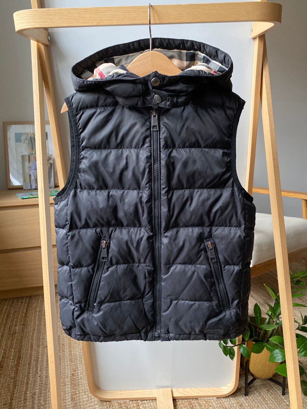 Жилет Burberry, 128