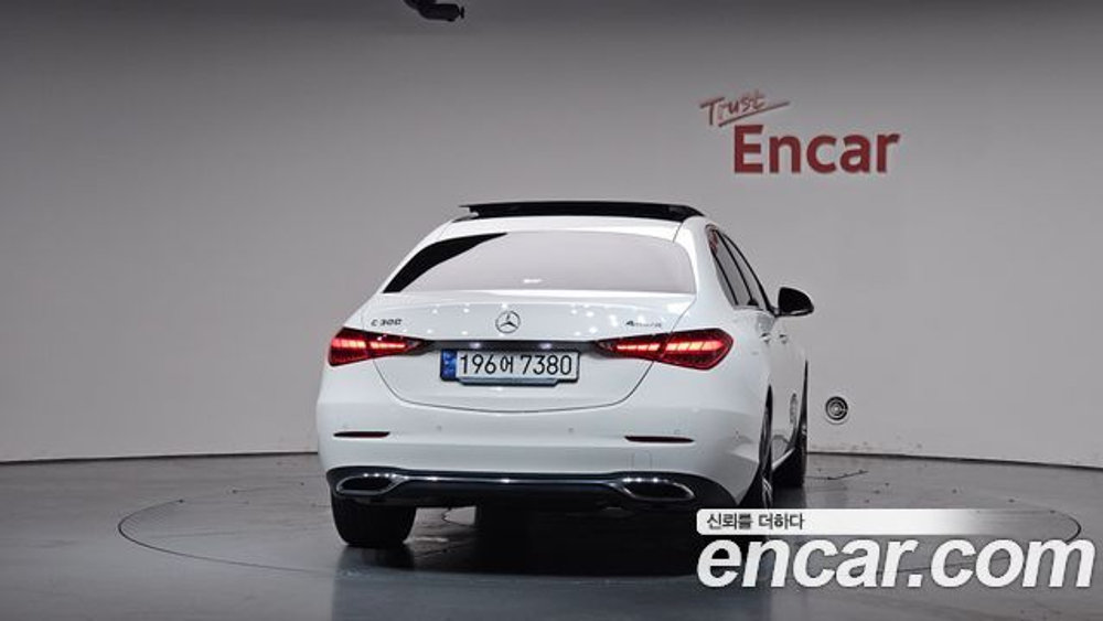 Mercedes-Benz C-Class C300 4MATIC Avantgarde — 2023