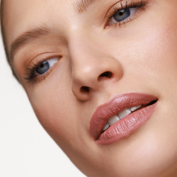 Paese NudeLightful Lipstick - Кремовая помада для губ оттенок 404 Caramelized Plum, 4 g