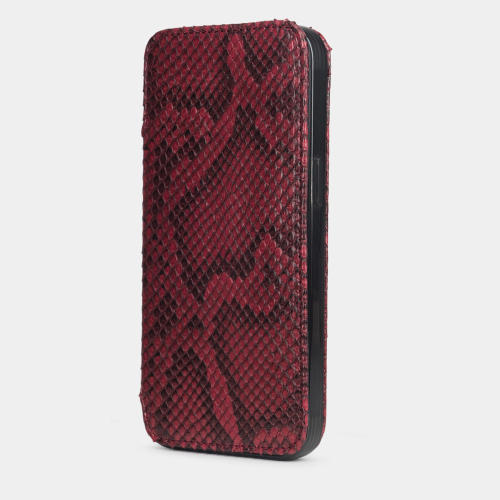 Чехол для iPhone 15 Pro из кожи питона, бордового цвета