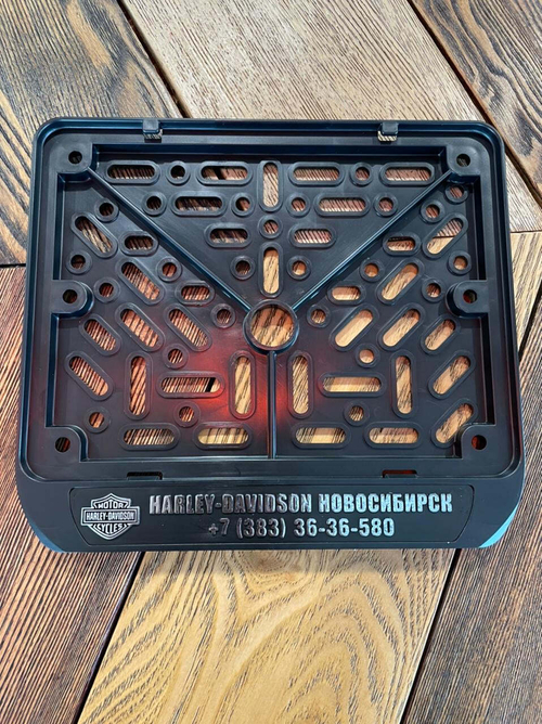 Номерная рамка Harley-Davidson