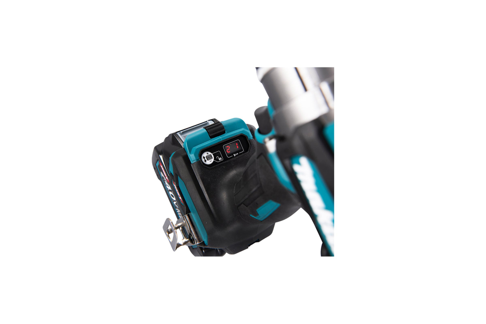 Аккумуляторная дрель-шуруповерт Makita XGT BL 40В DF001GD201
