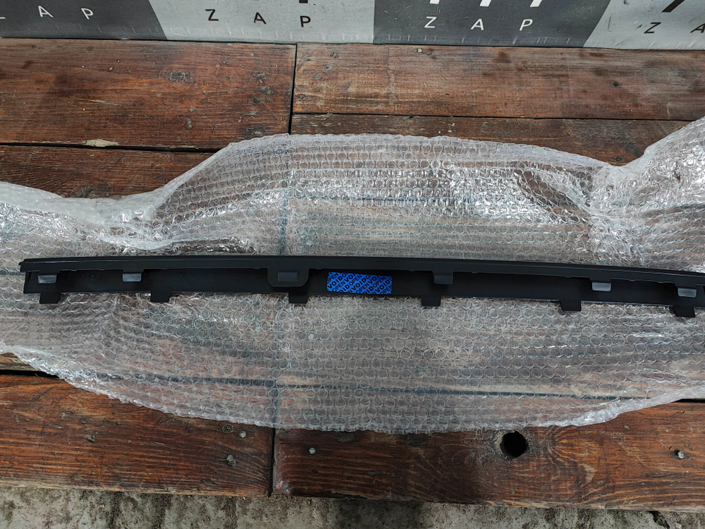 Накладка переднего бампера Volvo XC90 2 14-19 Новая Оригинал 31383799