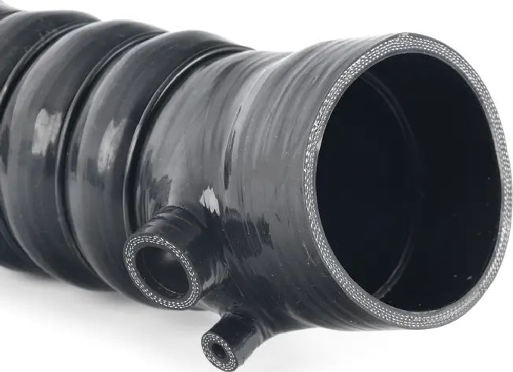 Система холодного впуска Cobb Tuning Audi/VW A3/S3 8V Golf GTI/R MK7/7.5 Redline Carbon Fiber Intake System