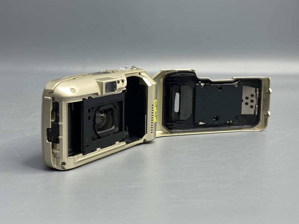 Olympus mju II Zoom 80