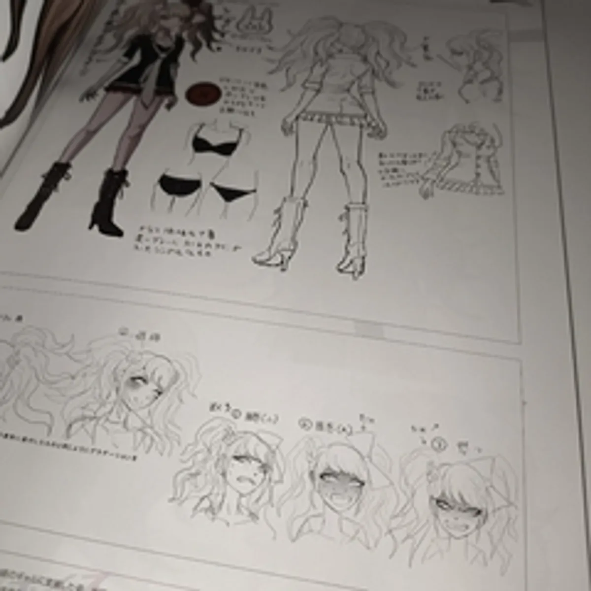 Артбук Danganronpa Visual Fan Book (на японском языке) (Б/У)