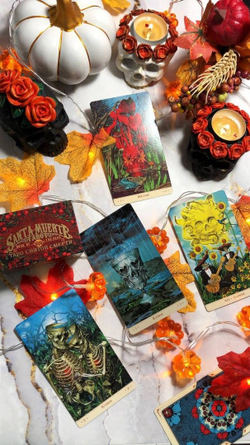 Карты-Премьер "Таро Святой Смерти / Santa Muerte Tarot, с золотым срезом"