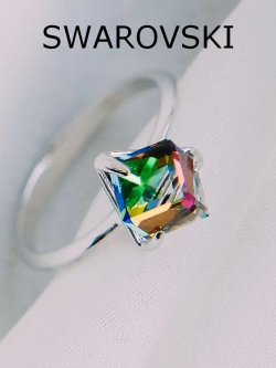 Кольцо Миражи тонкое с зеленым кристаллом Swarovski