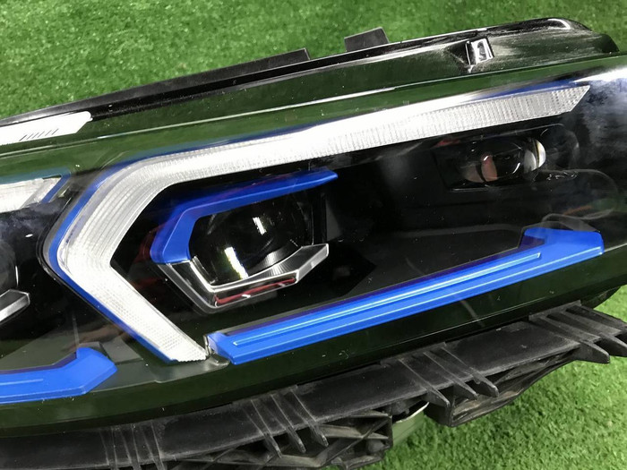 Фара правая BMW 3er G20 (2022-н.в.) LED (В сборе)
