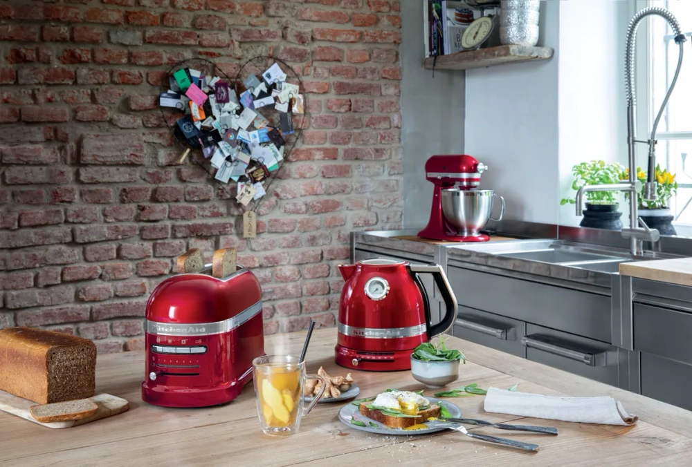 KitchenAid Электрический чайник Artisan 1,5 л красный EAN 5413184151010
