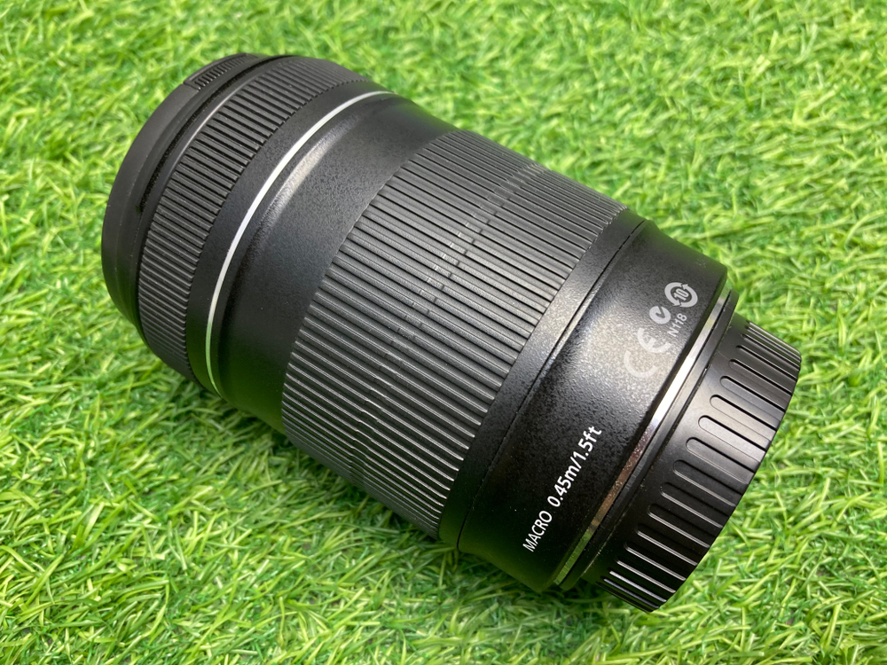 Canon EF-S 18-135mm 3.5-5.6 IS