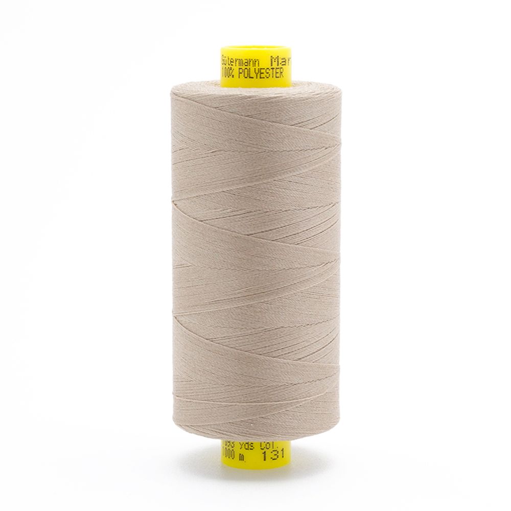Нитка Gutermann Mara 120 (1000 метров), 1 кат., универсальная | 131 бл.бежевый