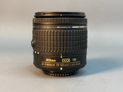 Nikon D3500 Kit 18-55mm 9067 Кадров