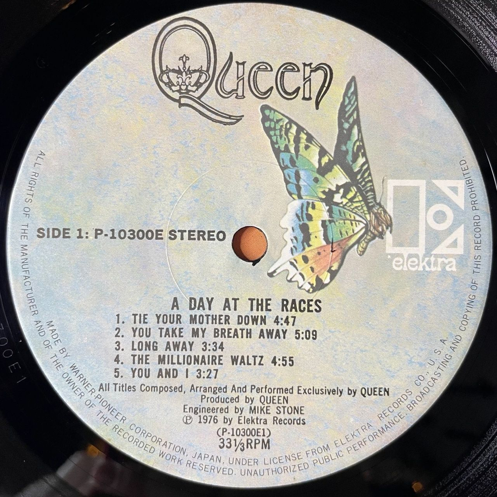 Винтажная виниловая пластинка LP Queen A Day At The Races (Japan 1976) (No Obi) Good Old Fashioned Lover Boy