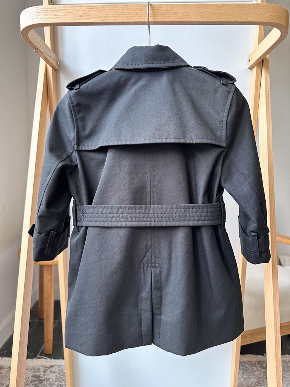 Тренч Burberry, 86