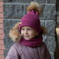Шапка зимняя с меховым помпоном "Брусника"