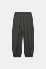 БРЮКИ БАЛЛОНЫ ИЗ ВЫСОКОТЕХНОЛОГИЧНОЙ ТКАНИ — ZARA