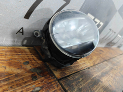 ПТФ передняя правая LED Toyota LC Prado 150, Camry XV70, Land Cruiser 200 Б/У Оригинал 8121048051