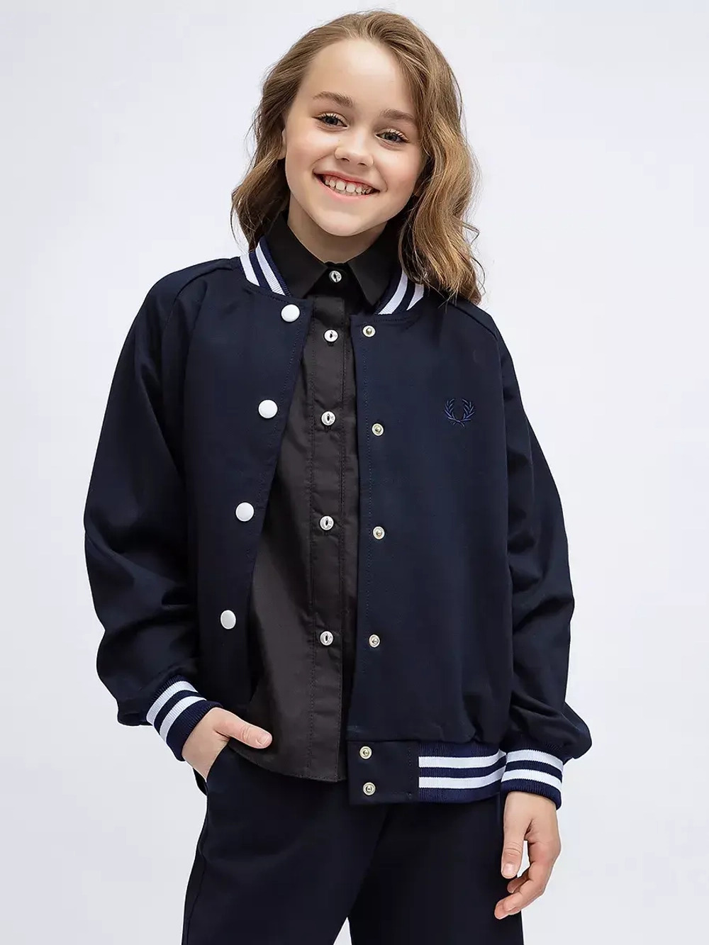 Школьная рубашка классическая oversize