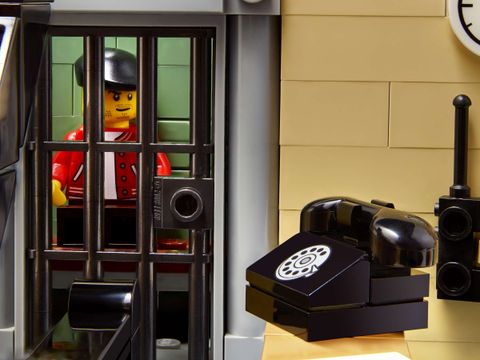 Конструктор LEGO Icons 10278 Police Station