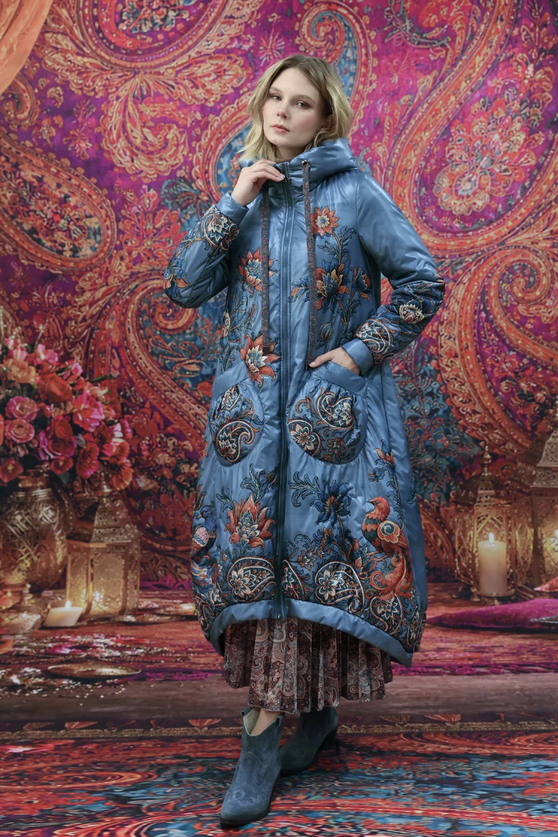 Пальто "Бовуар. Заморские птицы"