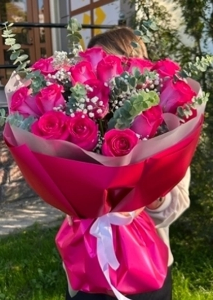 25 red roses + eucalyptus