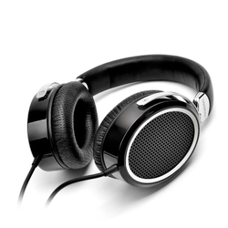 Наушники полноразмерные TAKSTAR HF580