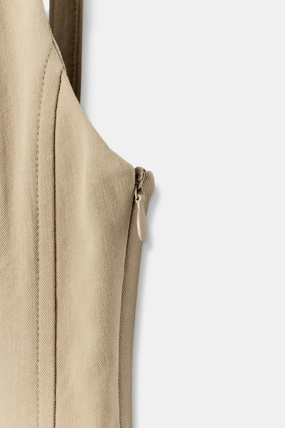 МИНИ-ПЛАТЬЕ С ПУГОВИЦАМИ — ZARA